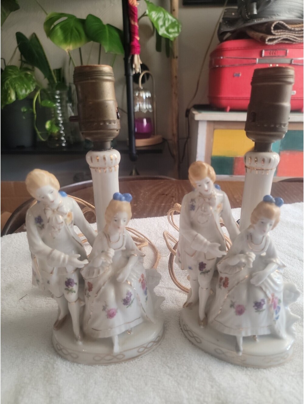 Vintage Courting Couple Lamp MCM Porcelain Boudoir Rare Set Of 2 All Original